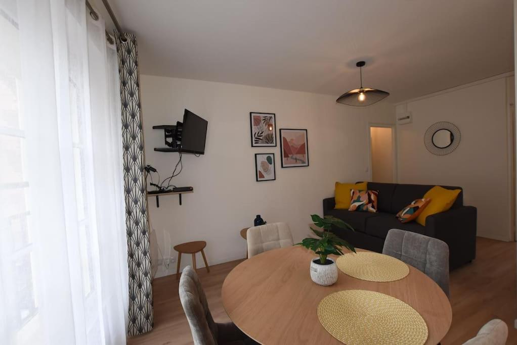 Appartement Le Luca, Hyper Centre, Type 2, 4 Personnes Rennes
